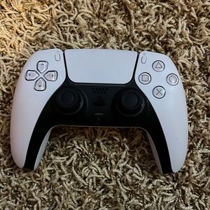 PS5 controller